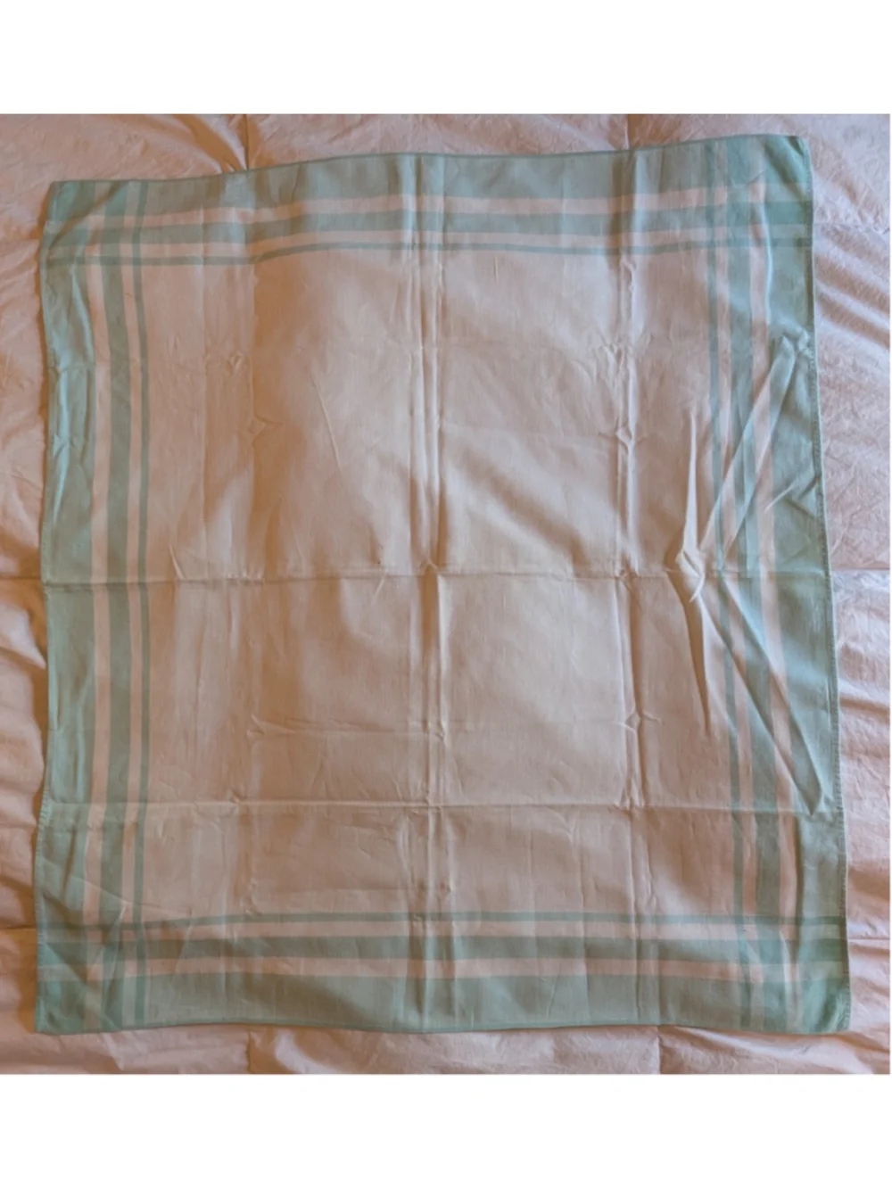 Vintage Unbranded Tablecloth Linen White Green Plaid 34